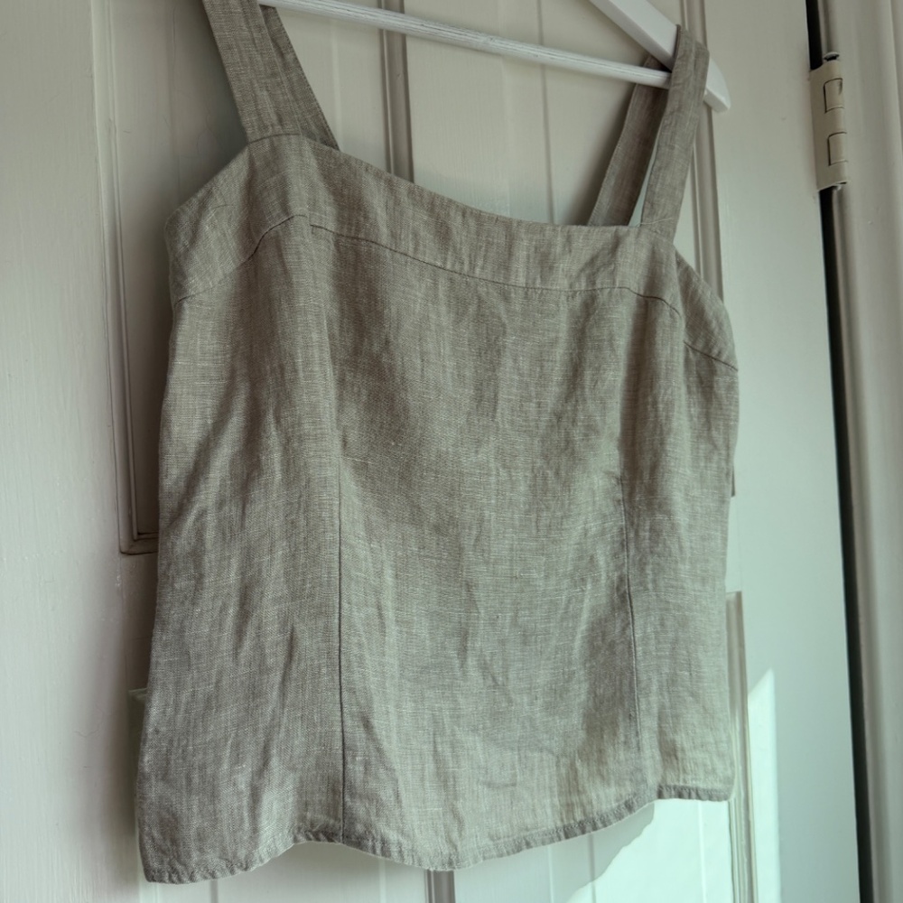 Quince 100% European Linen Fitted Tank - Flax Color - Picture 4 of 5
